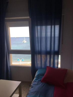 Estudio frente al mar